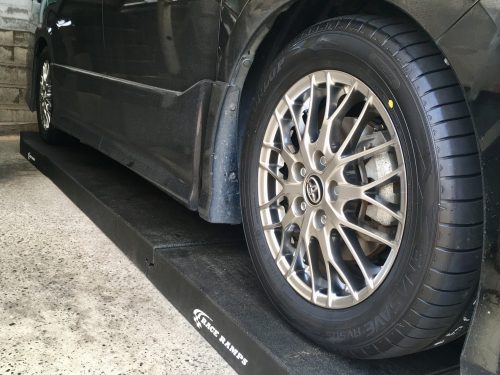 トヨタ ノア(80系) DUNLOP ENASAVE RV505 205/55R16