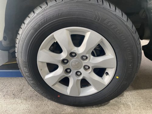 三菱 パジェロ グッドイヤー Efficient Grip SUV HP01 265/65R17 ...