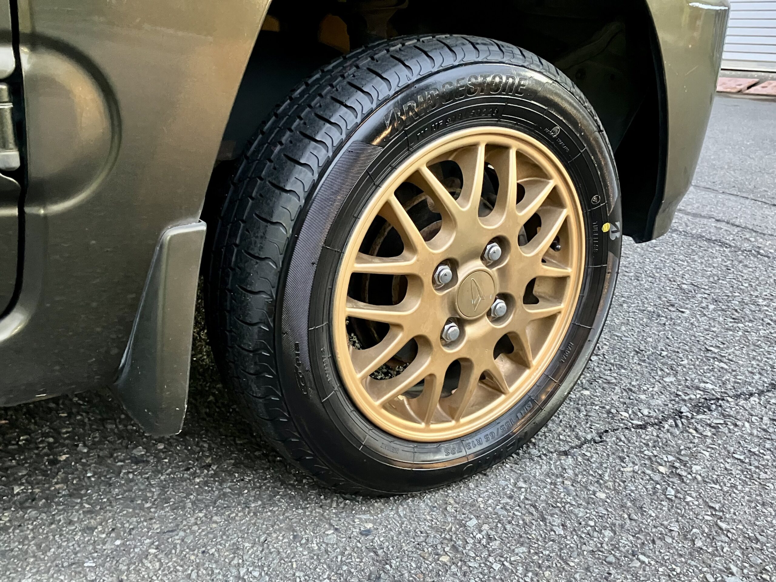 タイヤ交換】ダイハツ ネイキッド ブリヂストン NEWNO 155/65R13